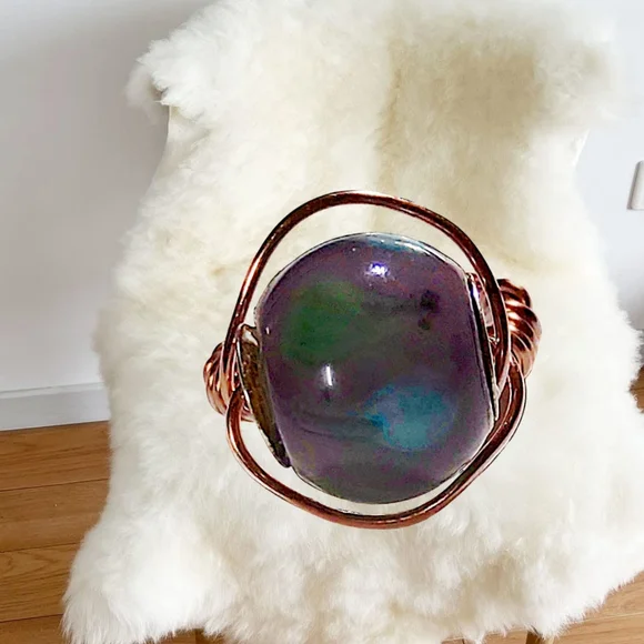 👣4/$20. Hand Wired Ring w/ Murano Glass Bead. Size 5 - Picture 3 of 9